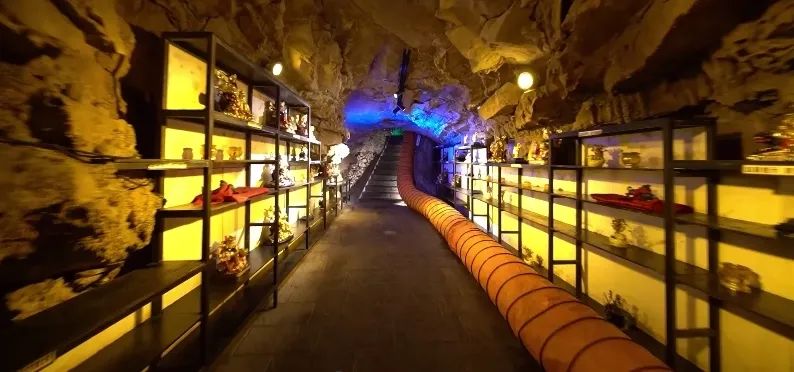 ngxuZvC8_F9LD.png?auth_key=1746374399-0-