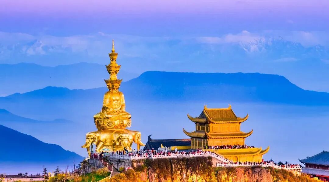 峨眉山.jpg