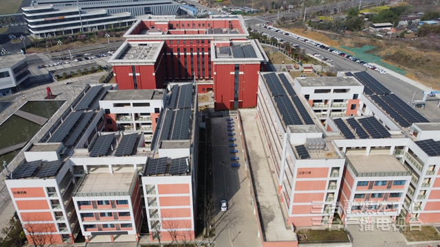 位于县政务中心,县委党校,县职业技术学校和青东坝工业区标准厂房二期