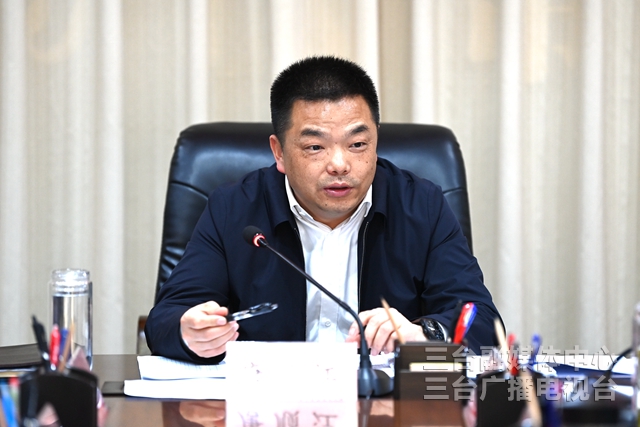 唐顺江主持召开全县项目工作专题会